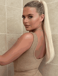 VIP Ponytail Light Blonde #613 hair extensions lengthening and volumizing ponytail accessory